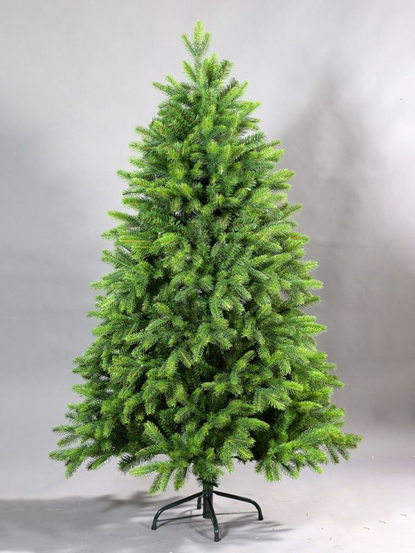Normaler Weihnachtsbaum 9A3A8664