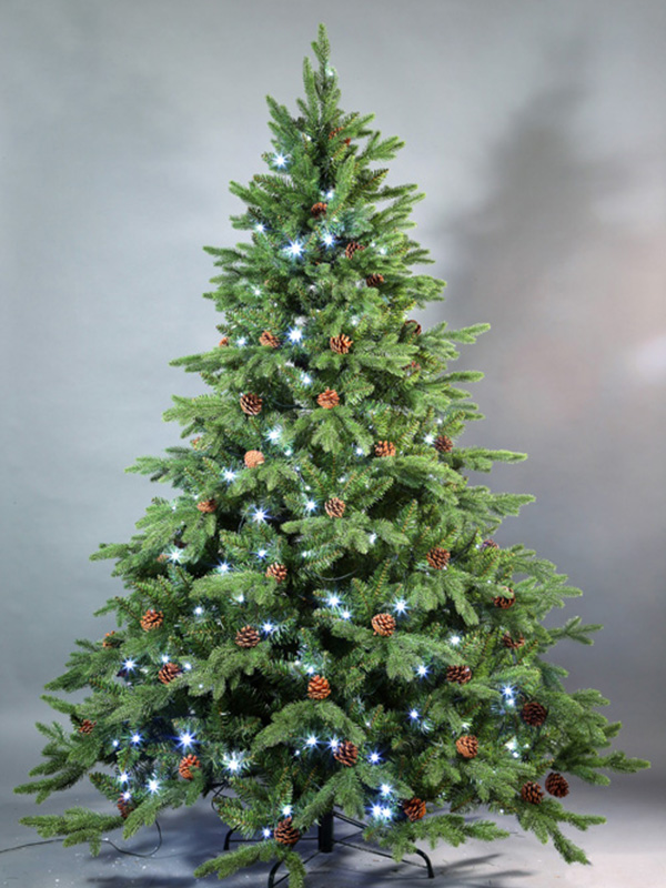 Normaler Weihnachtsbaum 9A3A8745